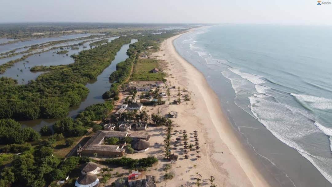 Santana Beachclub Sanyang Exteriér fotografie